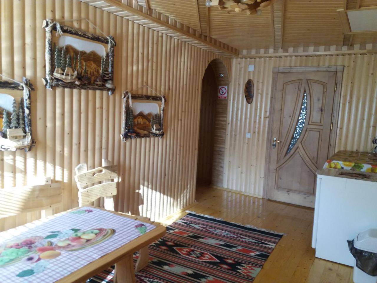 гостинний двір 