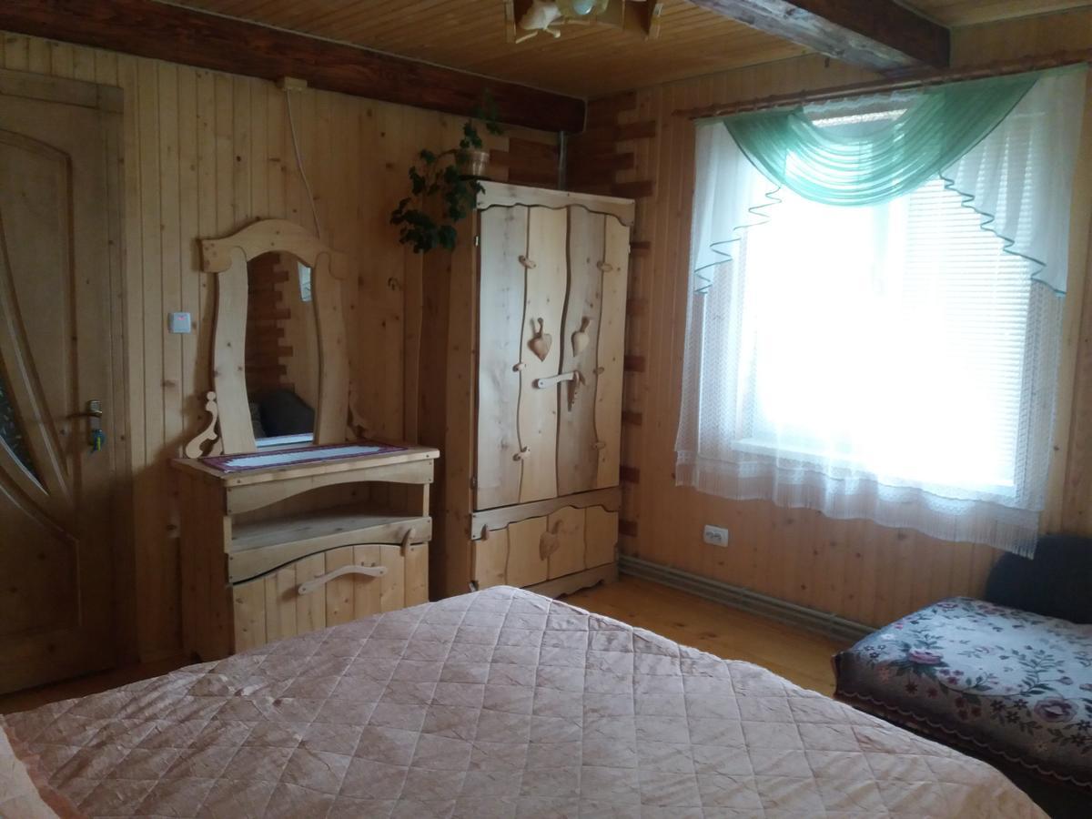 Country house гостинний двір 